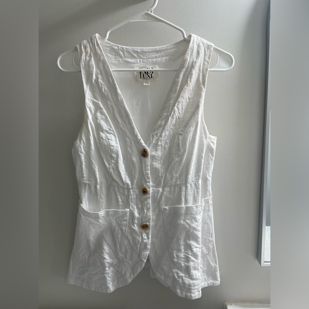 Boutique button down vest